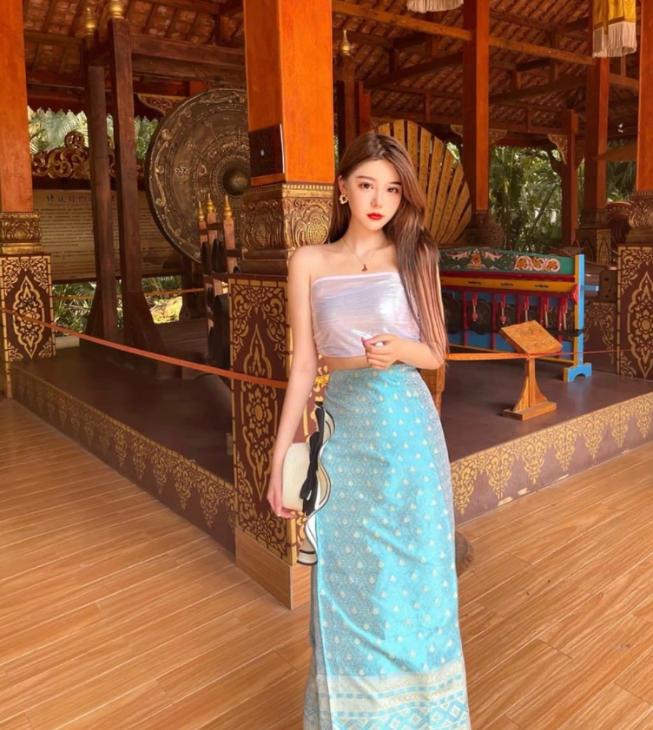 澳门性感大波美女