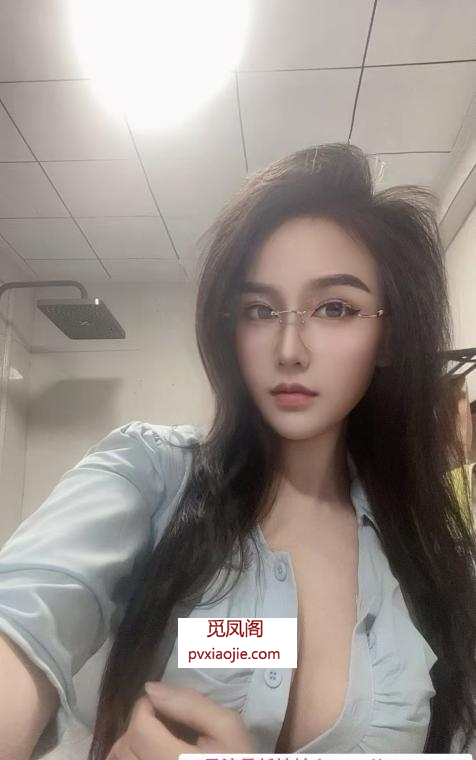 颜值服务系白苏