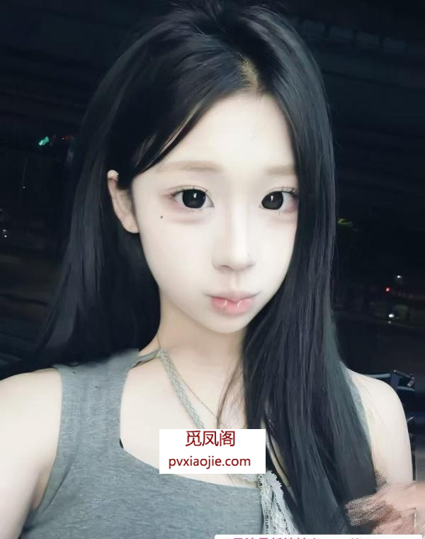 小巧玲珑型三点粉嫩妹