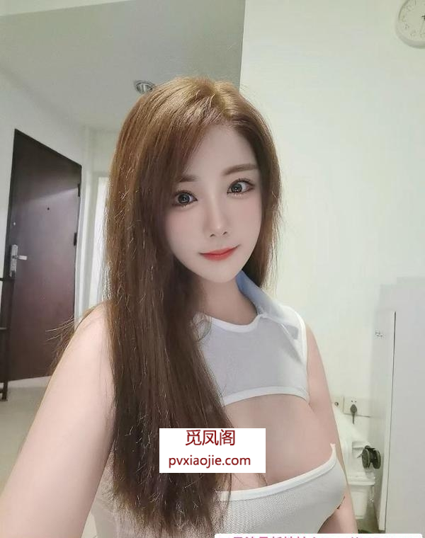 白嫩大胸翘臀绾绾