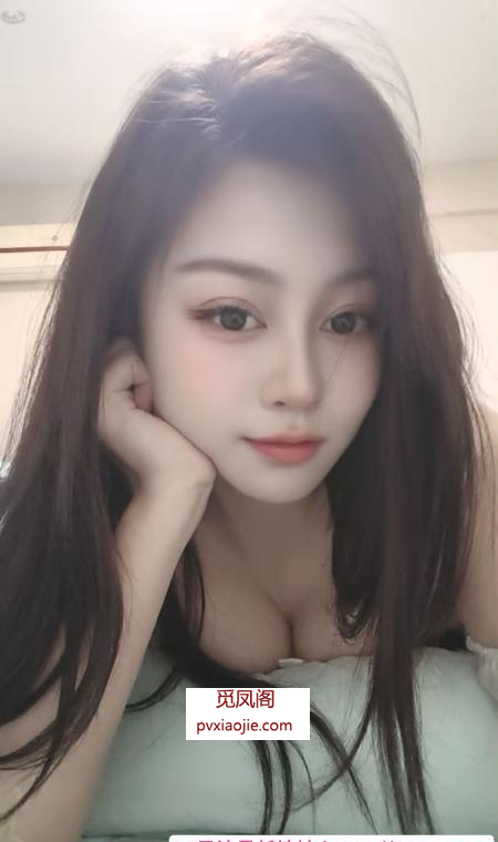 秦淮大胸小姐姐