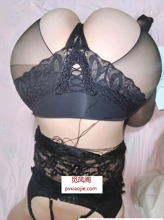 体验丰乳肥臀少妇