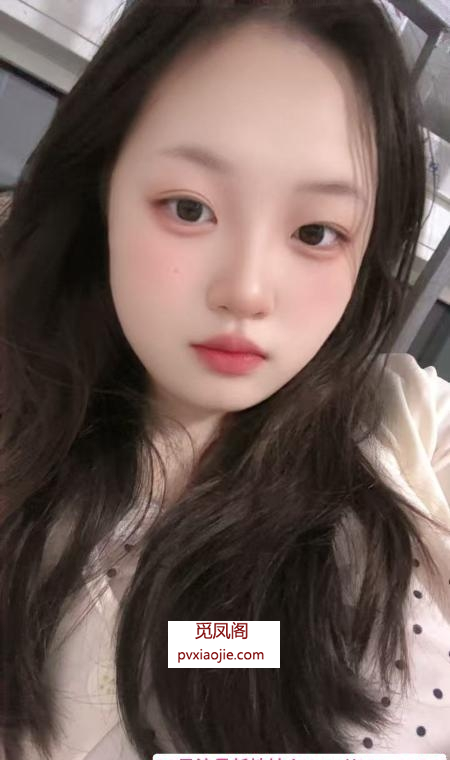 南京南大高个美少女