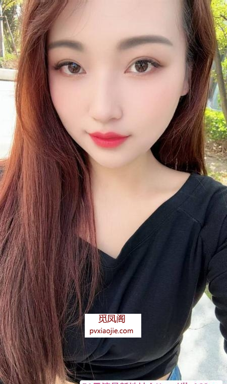 徐汇肤白大胸妹子