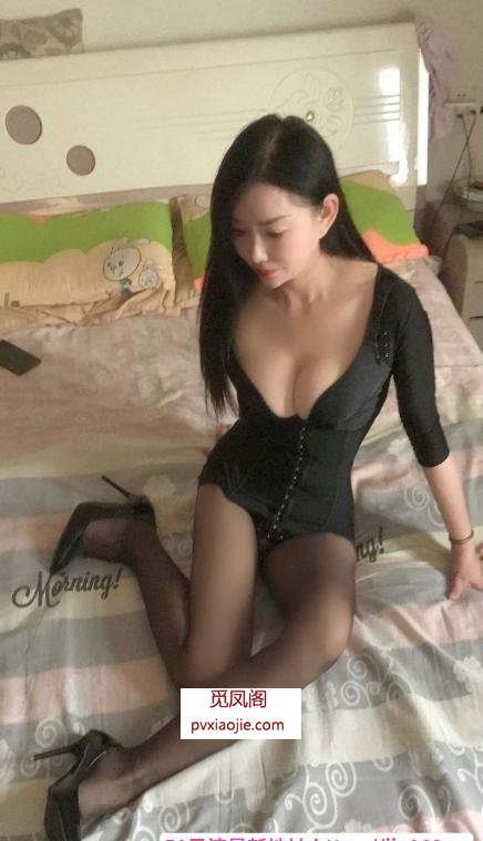 黑丝情趣熟女琪琪